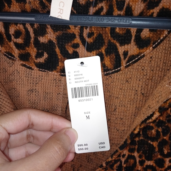 Pilcro Anthropologie Leopard Print Top Size M - Picture 10 of 14